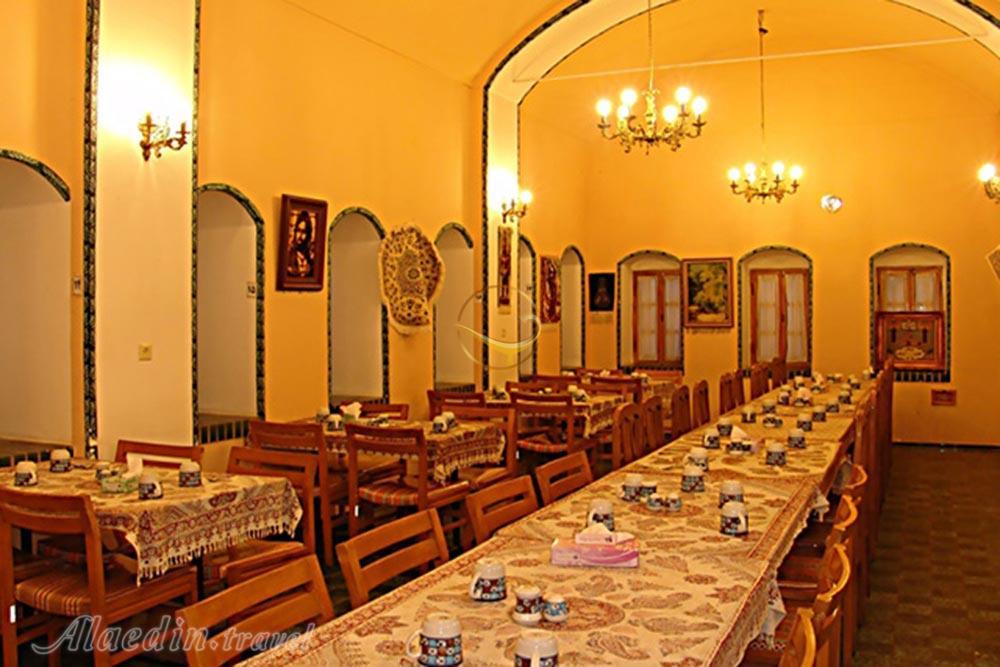 Restaurant of Tourist Traditional Hotel in Nain| Alaedin Travel