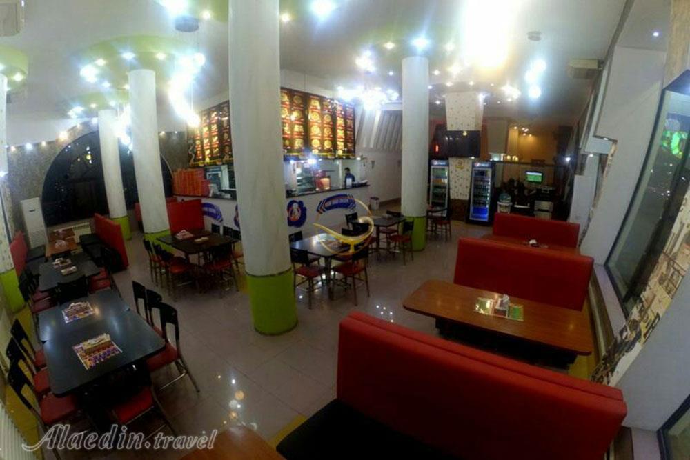 Restaurant of three star Apadana Hotel in Nowshahr| Alaedin Travel