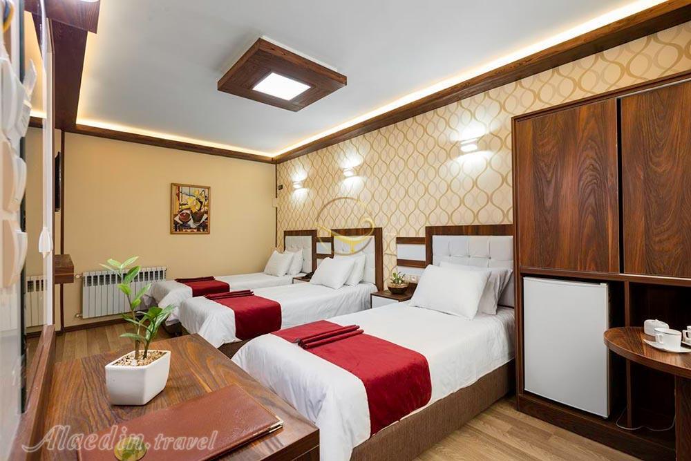 Triple room of Alborz Hotel in Qazvin| Alaedin Travel