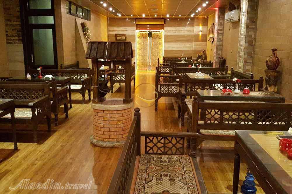 Restaurant of Gole Pooneh Apartment Hotel in Qeshm| Alaedin Travel