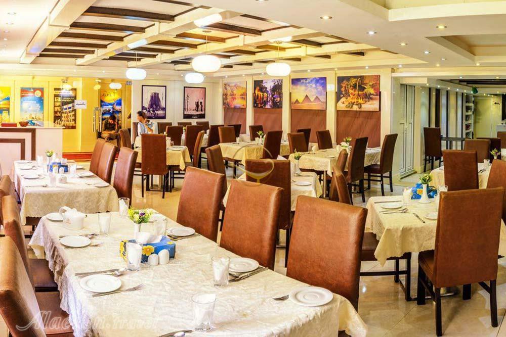 Restaurant of three star Kimia 2 Hotel in Qeshm| Alaedin Travel