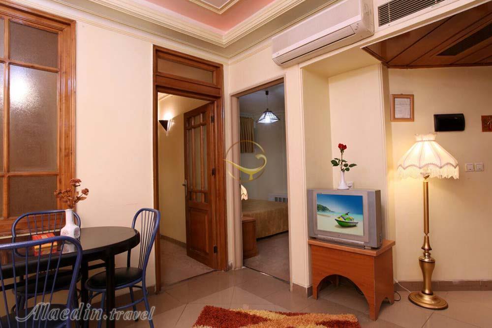 Suites of Ghasr Apartment Hotel in Qom| Alaedin Travel