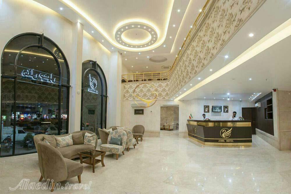 Lobby of three star Jamil Hotel in Qom| Alaedin Travel