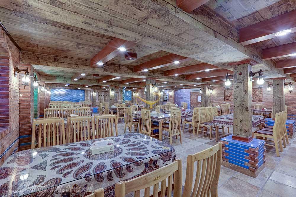 Traditional restaurant of four star Karimeh Hotel in Qom| Alaedin Travel