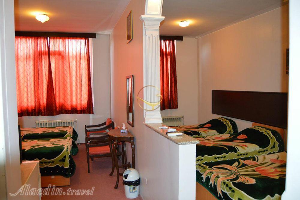 Quint room of Rose apartment Hotel in Qom| Alaedin Travel