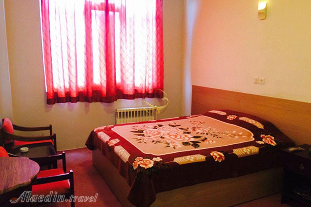 Triple room of Rose apartment Hotel in Qom| Alaedin Travel