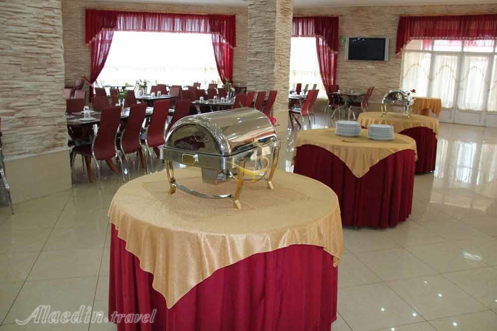 Restaurant of three star Ahuan Hotel in Ramsar| Alaedin Travel