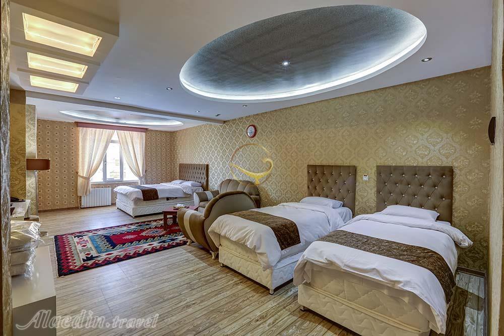 Triple room of four star Rezvan Apartment Hotel in Sareyn| Alaedin Travel