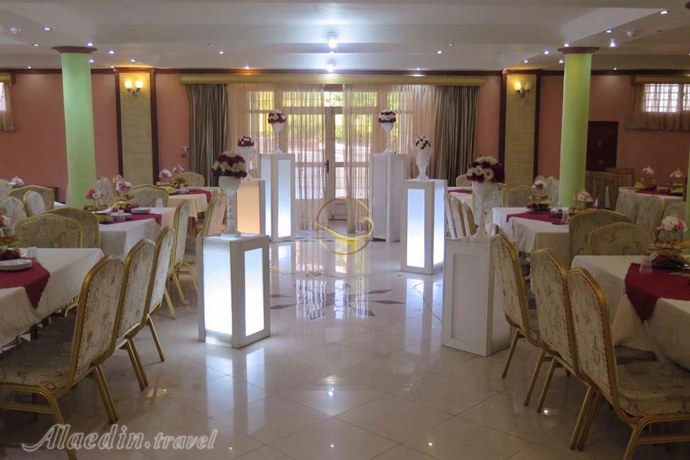 Banquet hall of four star Parsian Azadi Hotel in Shahrekord| Alaedin Travel