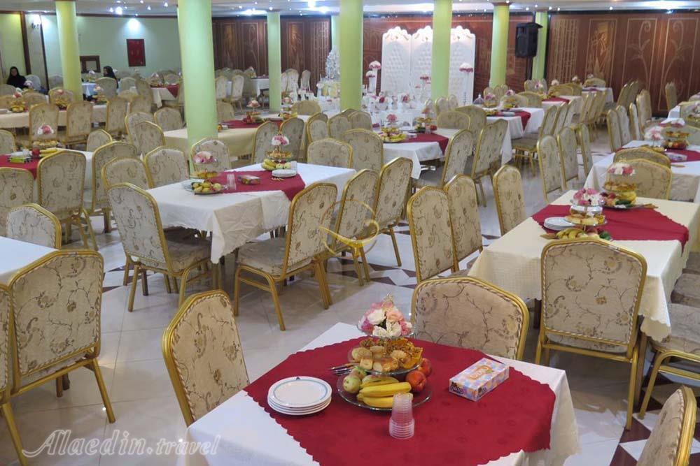 Banquet hall of four star Parsian Azadi Hotel in Shahrekord| Alaedin Travel