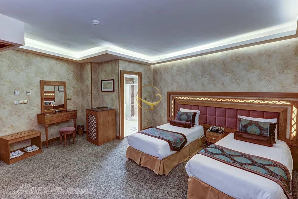 Twin room of four star Aryo Barzan Hotel in Shiraz| Alaedin Travel