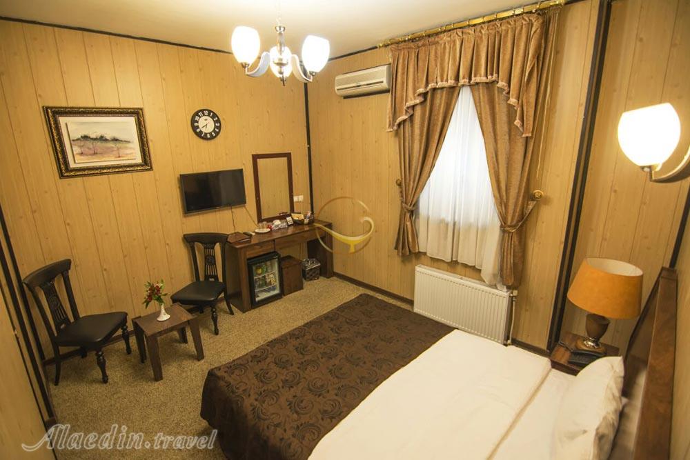 Double room of three star Atlas Hotel in Shiraz| Alaedin Travel