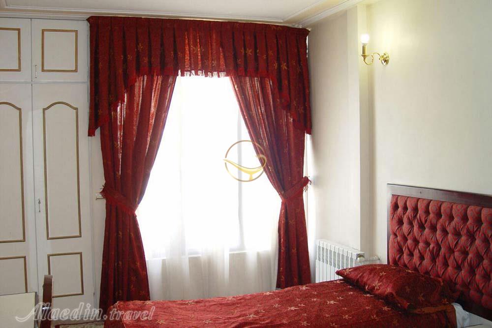 Double room of Green House Apartment Hotel in Shiraz| Alaedin Travel