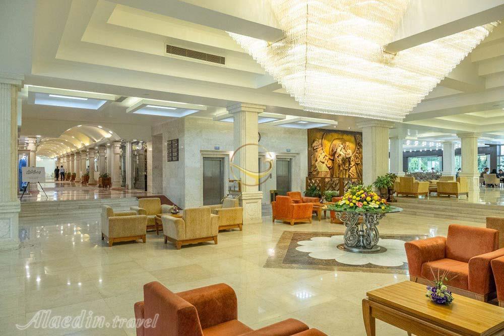 Lobby of five star Homa Hotel in Shiraz| Alaedin Travel