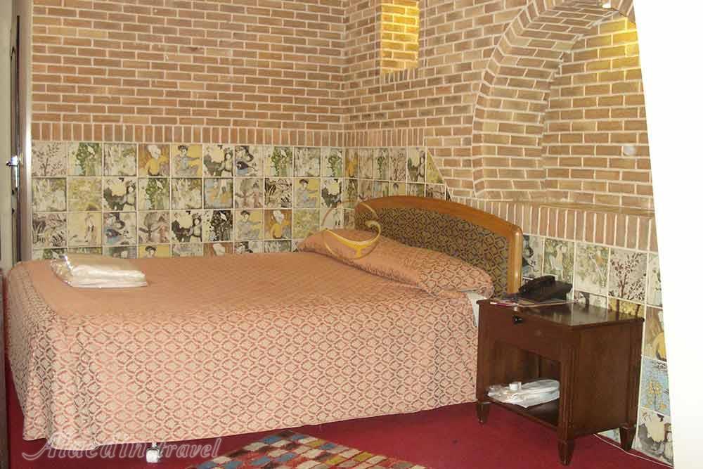 Double room of four star Jaam-e-jam Apartment Hotel in Shiraz| Alaedin Travel