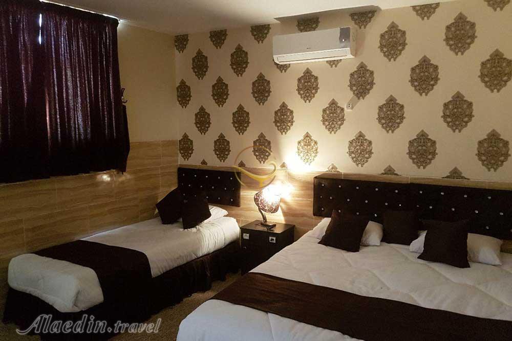 Triple room of Keyvan Hotel in Shiraz| Alaedin Travel