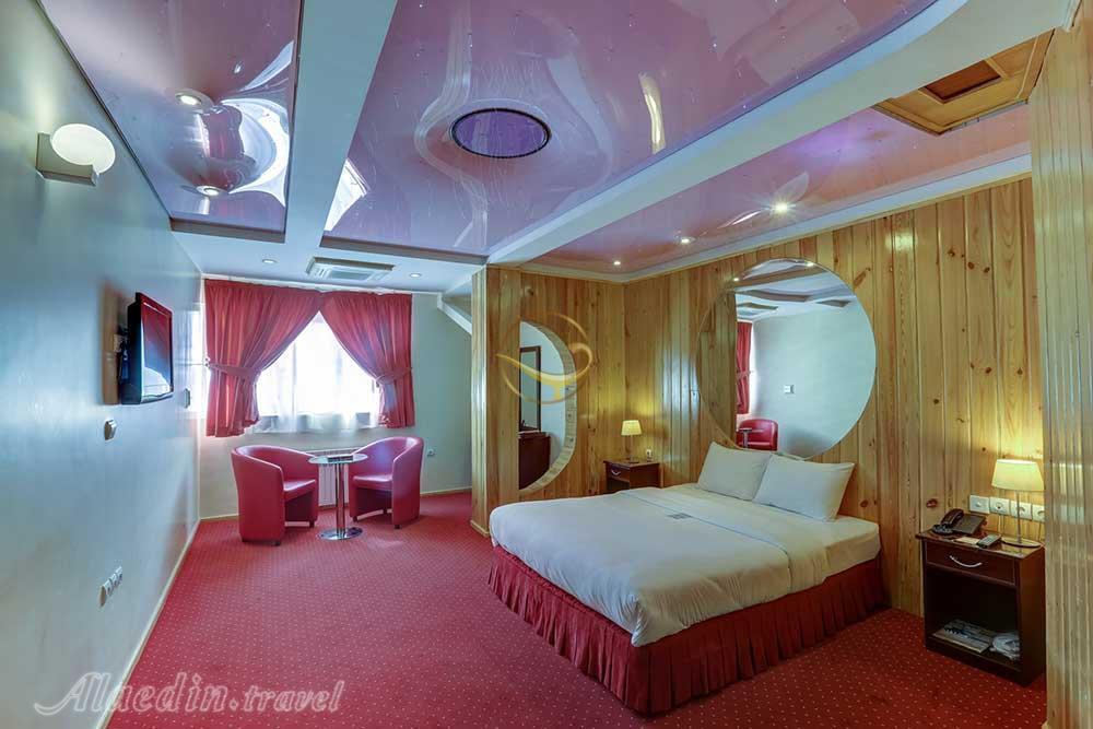 Double room of four star Setaregan Hotel in Shiraz| Alaedin Travel