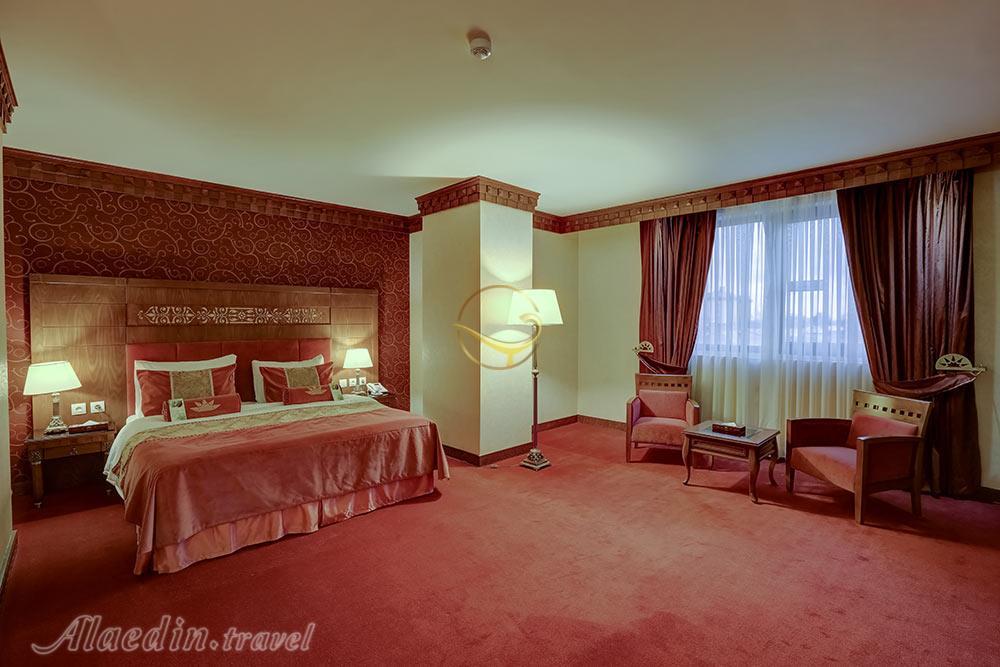 Suites of five star Zandiyeh Hotel in Shiraz| Alaedin Travel