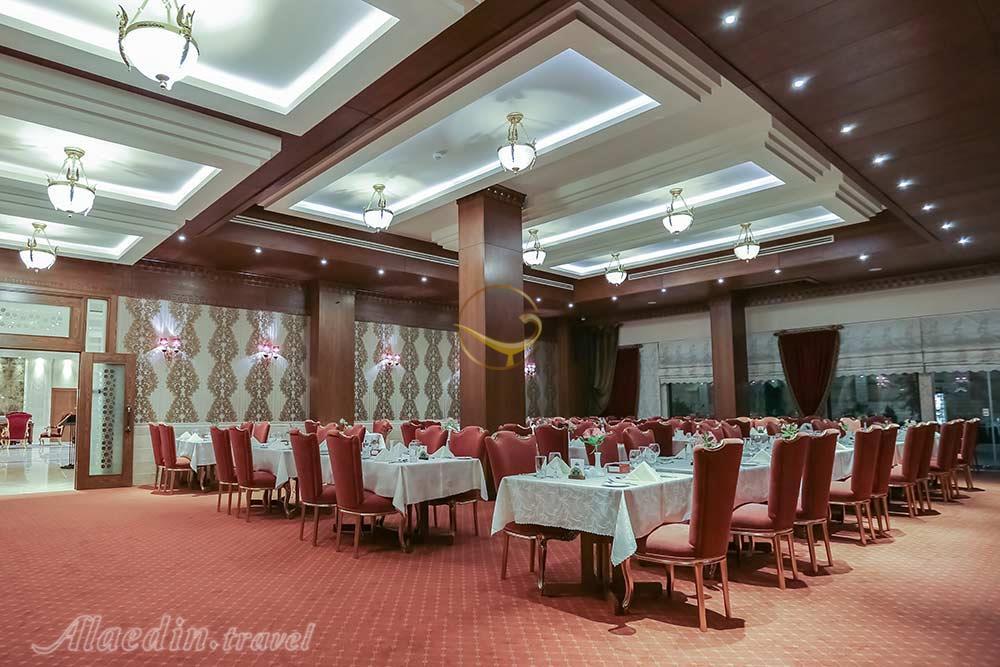 Restaurant of five star Zandiyeh Hotel in Shiraz| Alaedin Travel