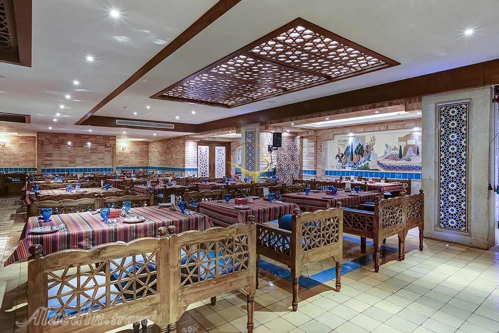 Traditional restaurant of five star Zandiyeh Hotel in Shiraz| Alaedin Travel