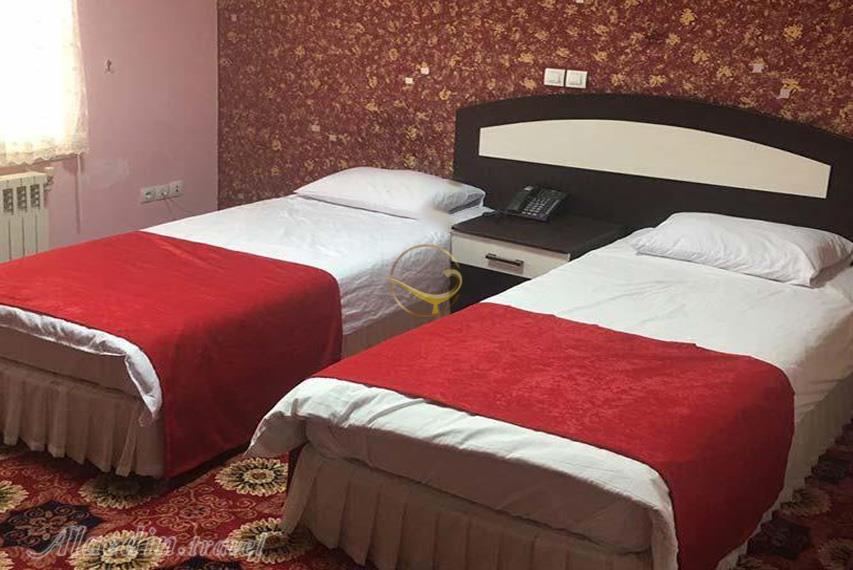 Twin room of three star Reza Hotel in Shirvan| Alaedin Travel