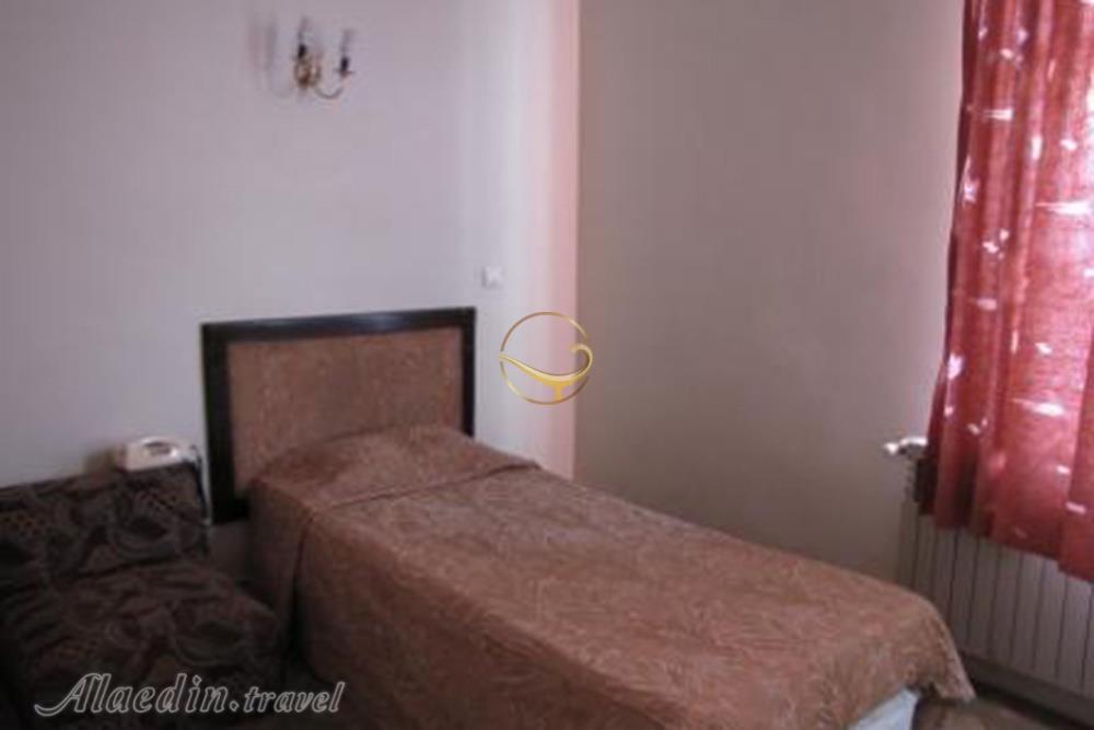 Single room of Tourist Hotel in Sirjan| Alaedin Travel