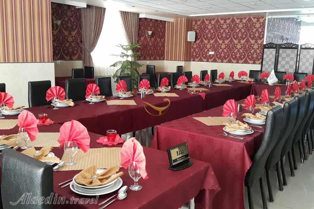 Restaurant of three star Esteghbal Apartment Hotel in Tabriz | Alaedin Travel