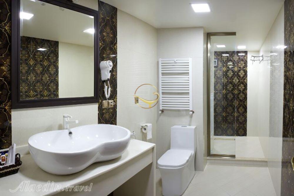 Rest room of four star Gostaresh Hotel in Tabriz| Alaedin Travel