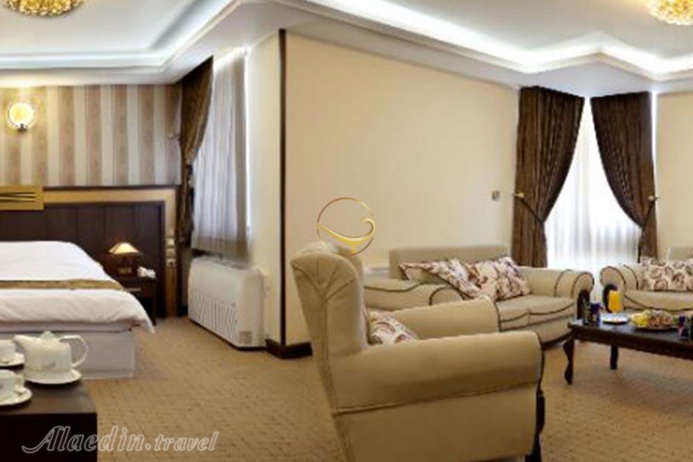 Living room of four star Gostaresh Hotel in Tabriz| Alaedin Travel