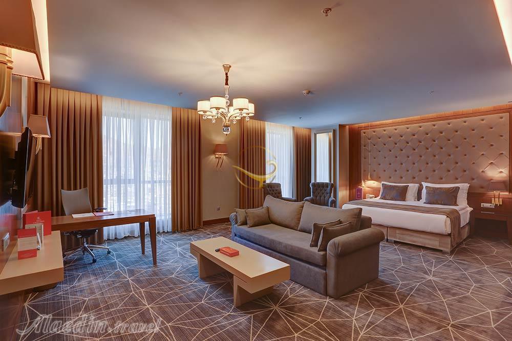 Royal suite of five star Kaya Laleh Park Hotel in Tabriz| Alaedin Travel