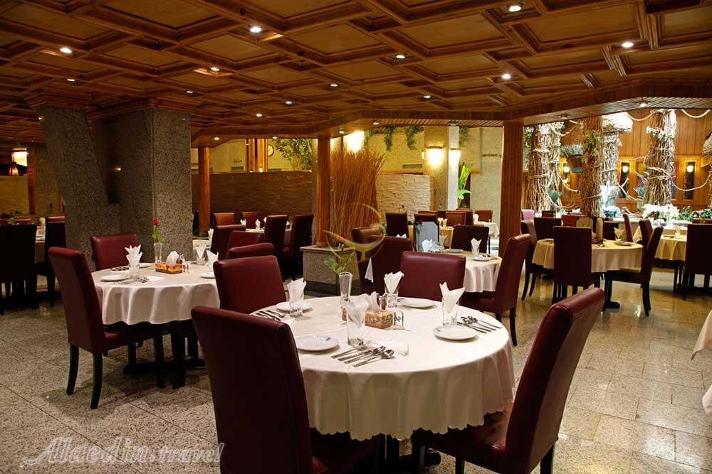 Restaurant of three star Amir Hotel in Tehran| Alaedin Travel