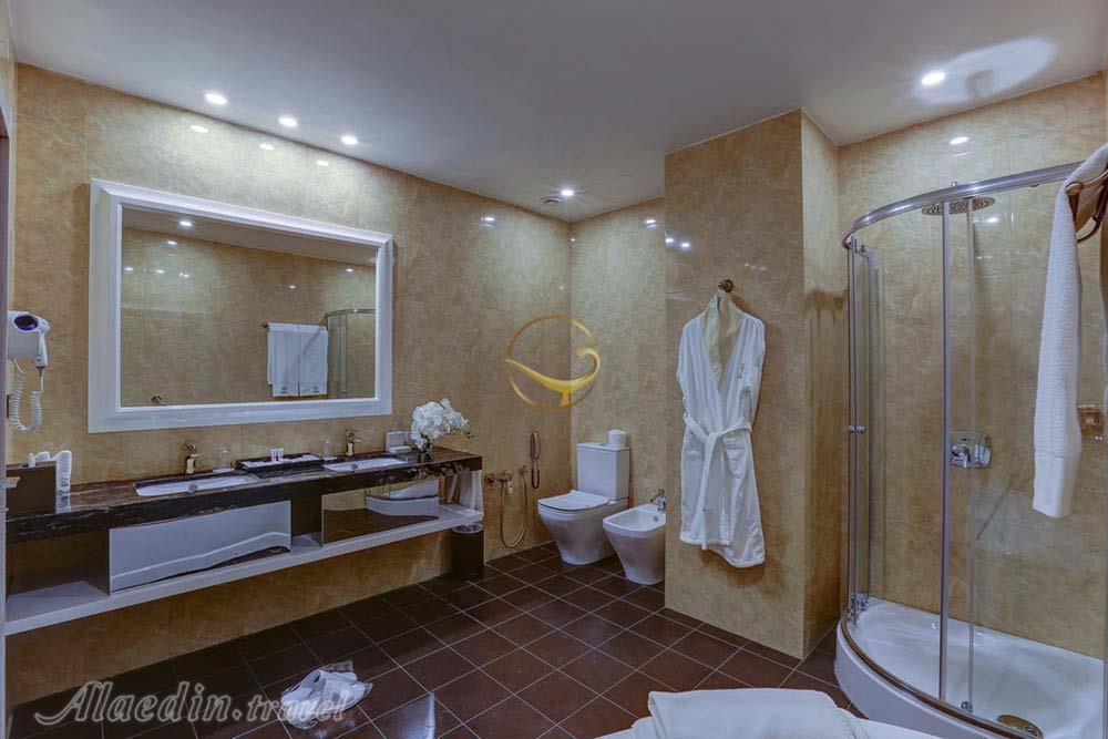 Rest room of five star Espinas Palace Hotel in Tehran| Alaedin Travel