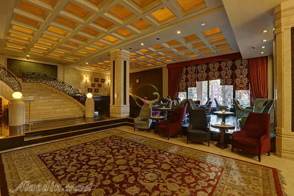 Lobby of five star Espinas Hotel in Tehran| Alaedin Travel