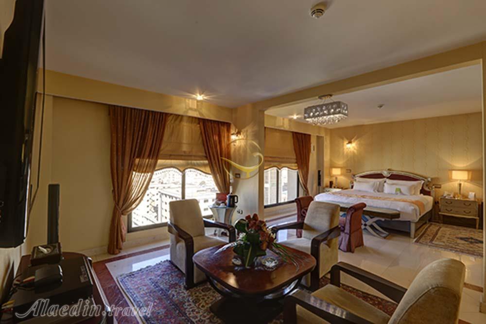 Luxury suite of five star Espinas Hotel in Tehran| Alaedin Travel