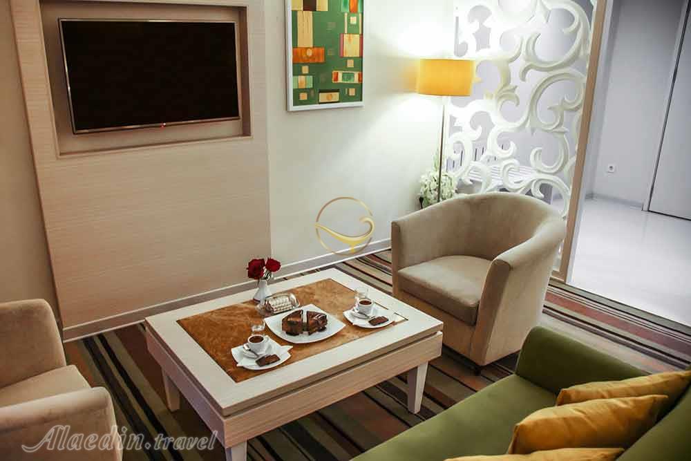 Living room of four star Howeyzeh Hotel in Tehran| Alaedin Travel