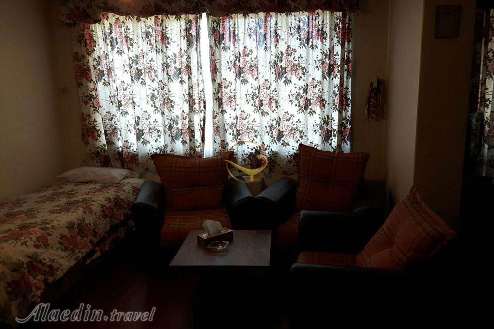 Single room of Naderi No Hotel in Tehran| Alaedin Travel