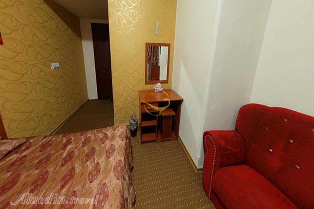 Double room of three star Parsa Hotel in Tehran| Alaedin Travel