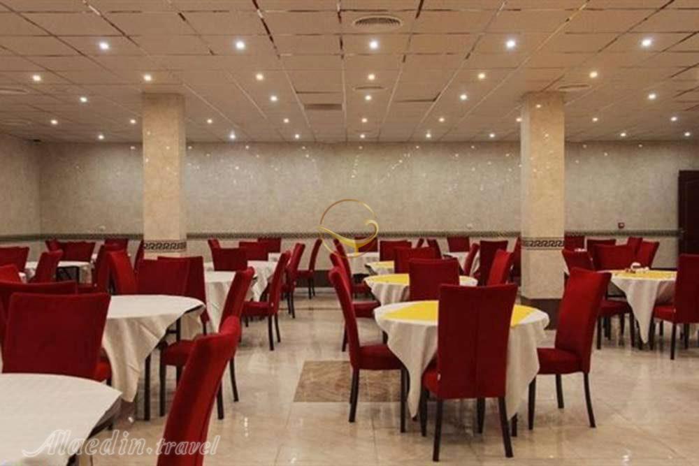 Restaurant of three star Persia 2 Hotel in Tehran| Alaedin Travel