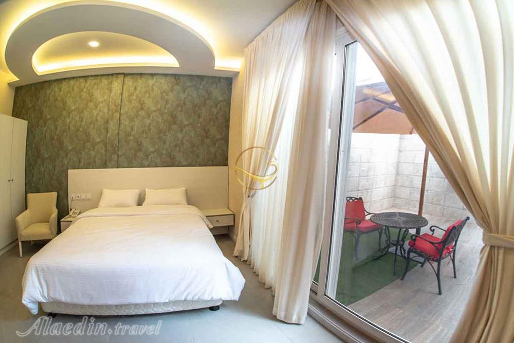 Tehran Roma Hotel | Alaedin Travel