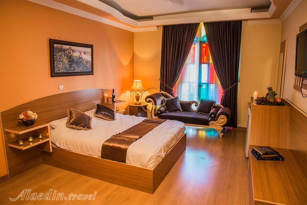 Double room of three star Shahr Hotel in Tehran| Alaedin Travel