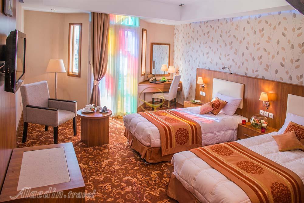 Twin room of three star Shahr Hotel in Tehran| Alaedin Travel