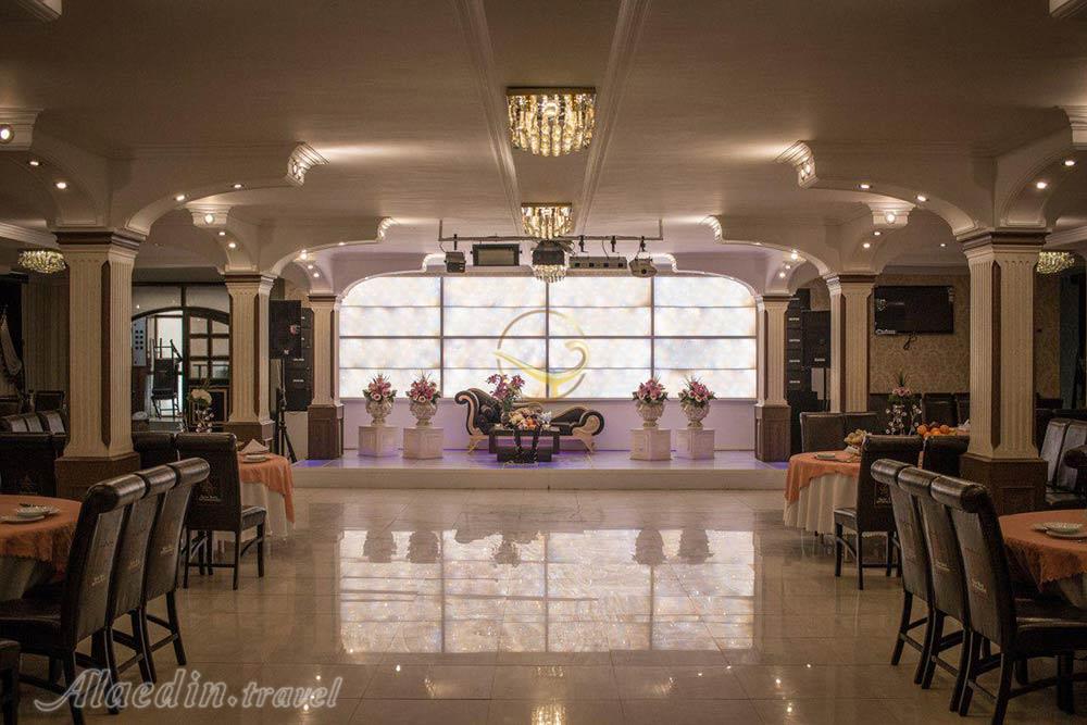 Banquet hall of three star Shahr Hotel in Tehran| Alaedin Travel