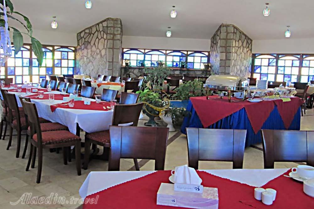 Restaurant of Tourist Hotel in Yasuj| Alaedin Travel