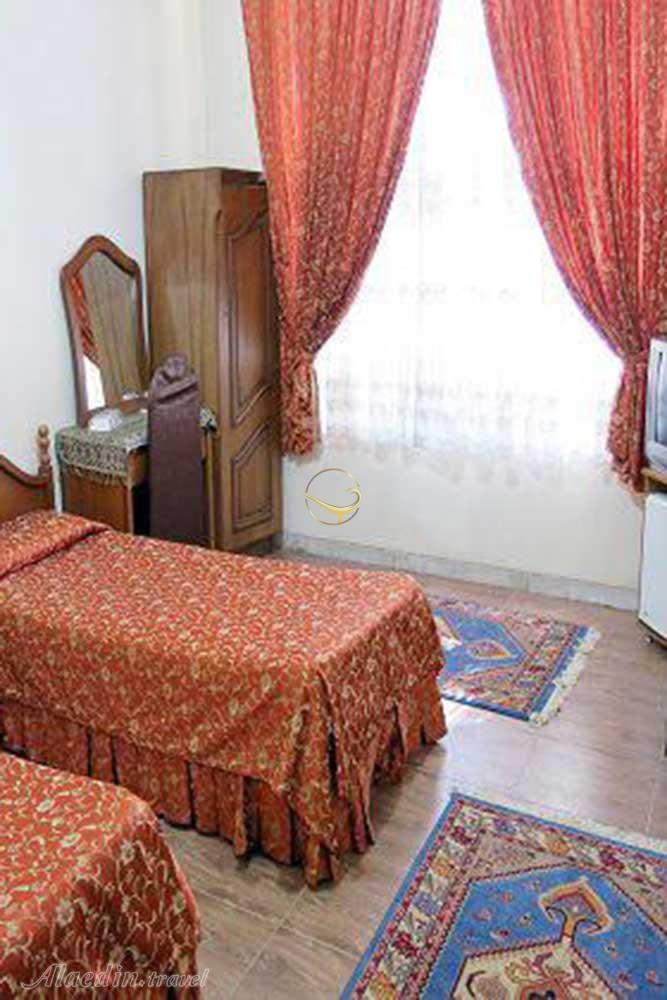 Twin room of Atlas Hotel in Yazd| Alaedin Travel