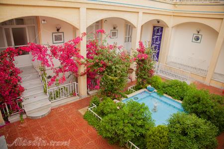 Bonyad Guest House in Yazd