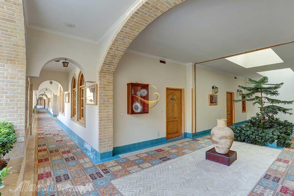 Corridor of four star Dad Hotel in Yazd| Alaedin Travel