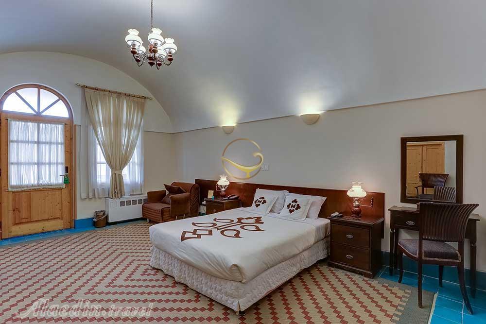 Double room of four star Dad Hotel in Yazd| Alaedin Travel