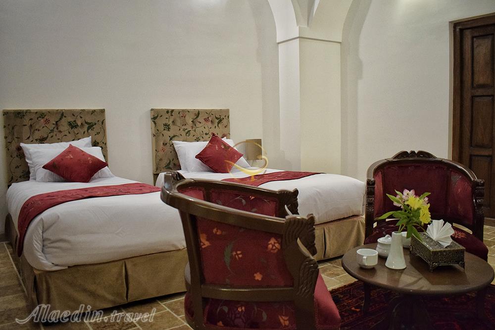 Yazd Hooman Hotel | Alaedin Travel