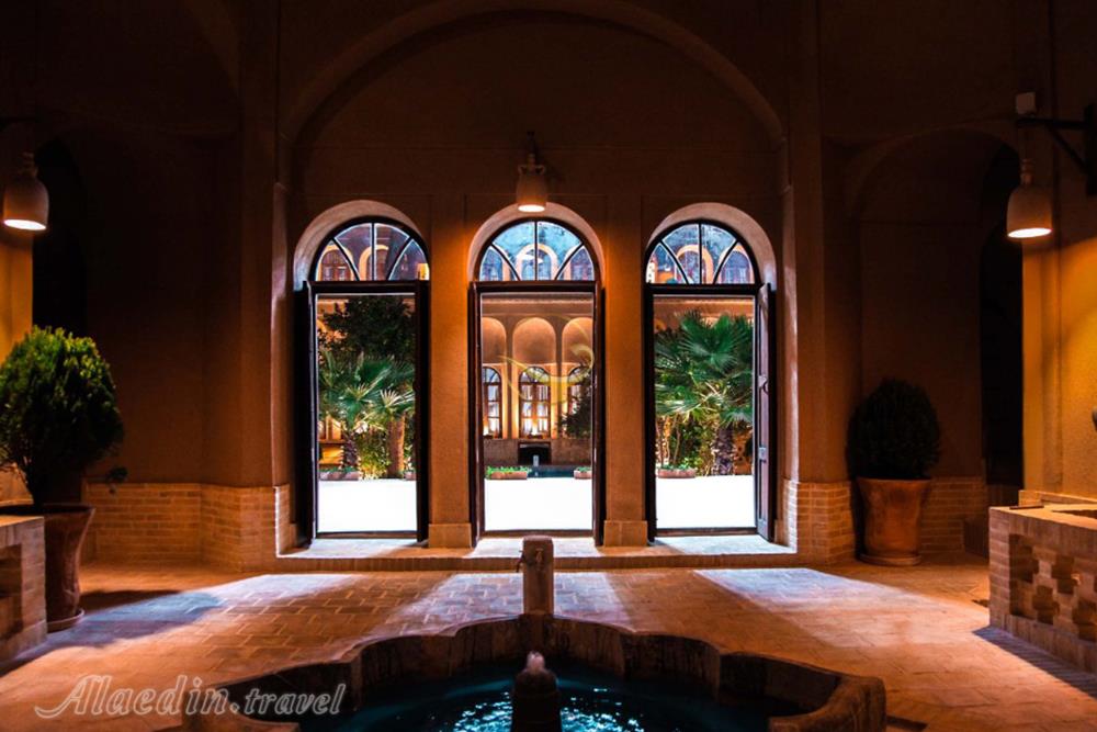 Yazd Hooman Hotel | Alaedin Travel