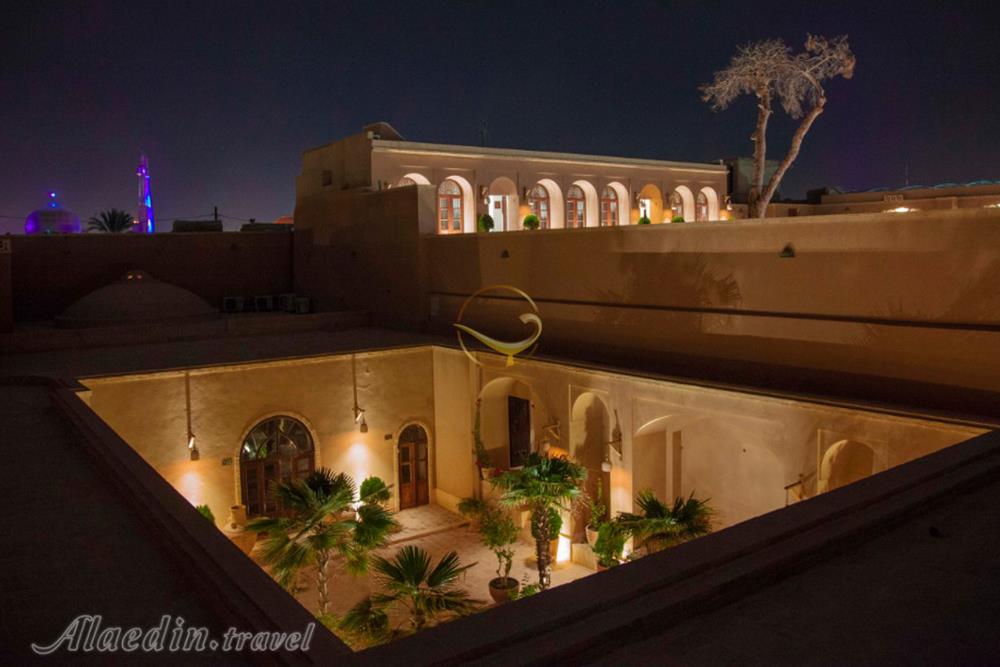 Yazd Hooman Hotel | Alaedin Travel